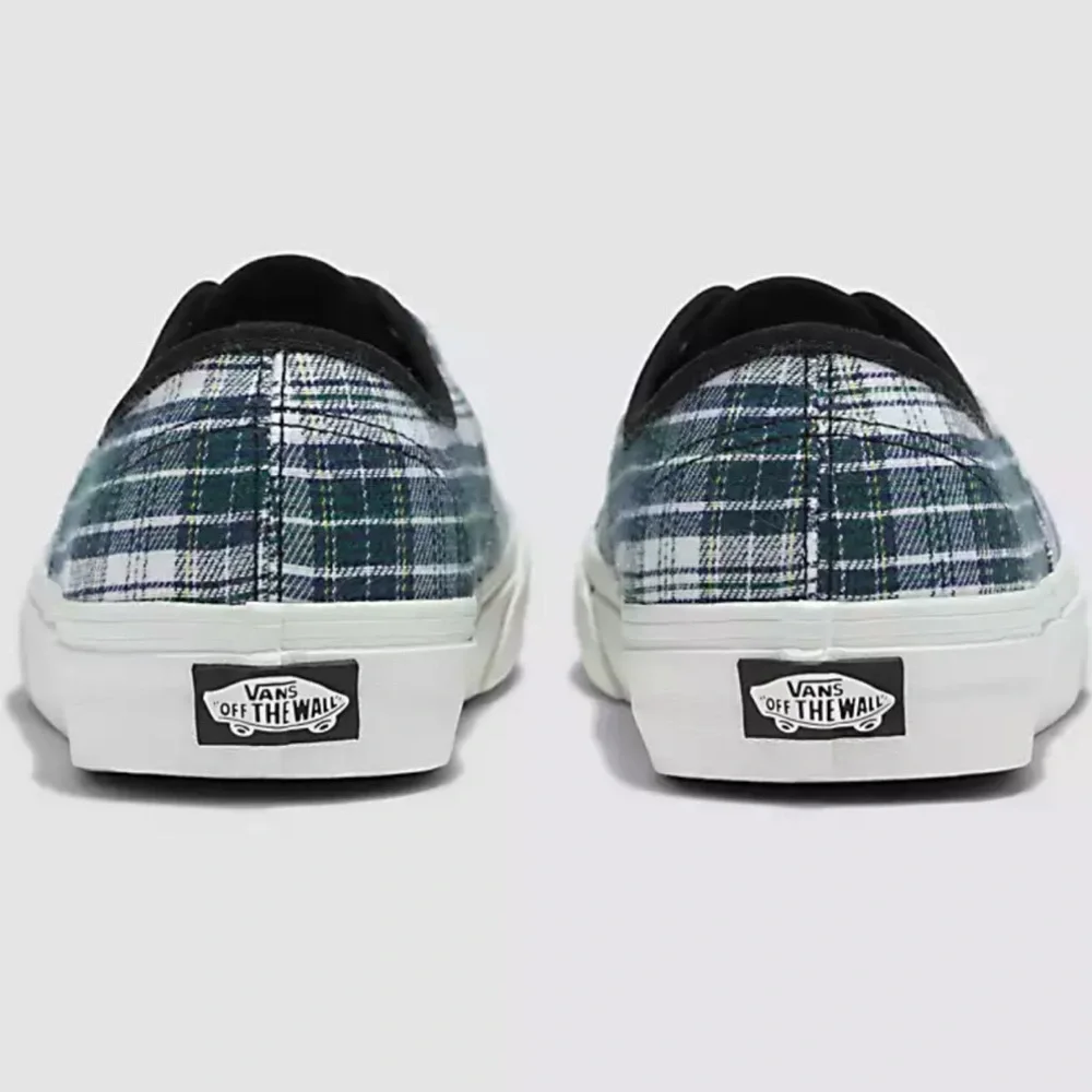 Vans Men’s Authentic
Grunge Plaid Multi
VN0009PVBMB
Sneakers - Picture 10 of 16